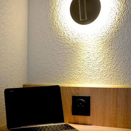 Kyriad Eco Lille Sud - Godault Hotel *