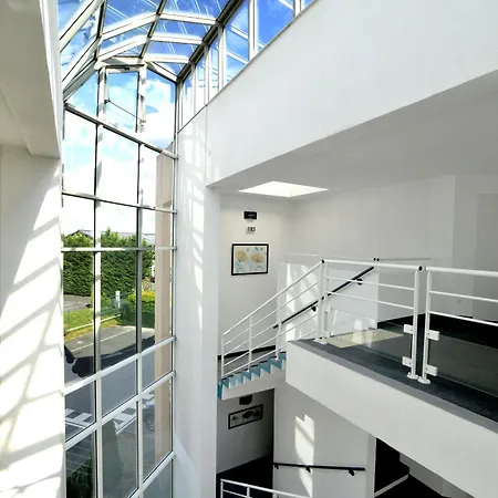 Kyriad Eco Lille Sud - Godault 2*