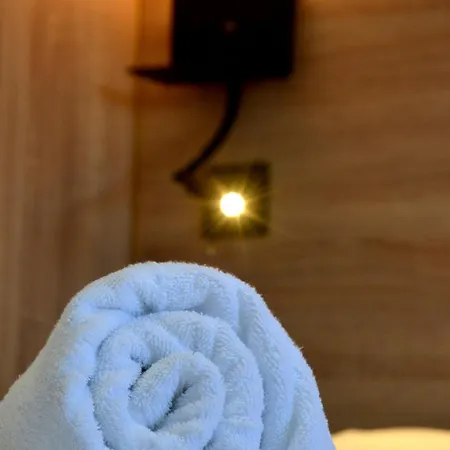 Kyriad Eco Lille Sud - Godault Hotel