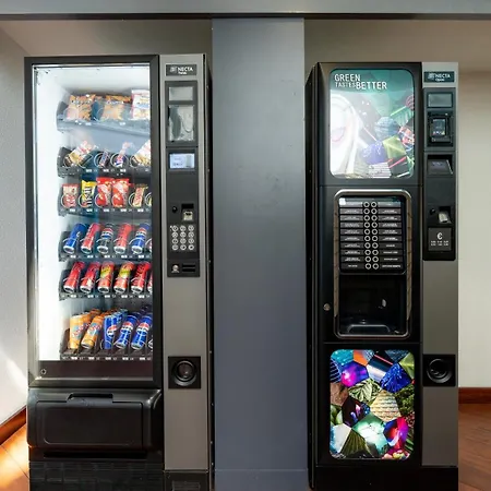 Hotel Kyriad Eco Lille Sud - Godault