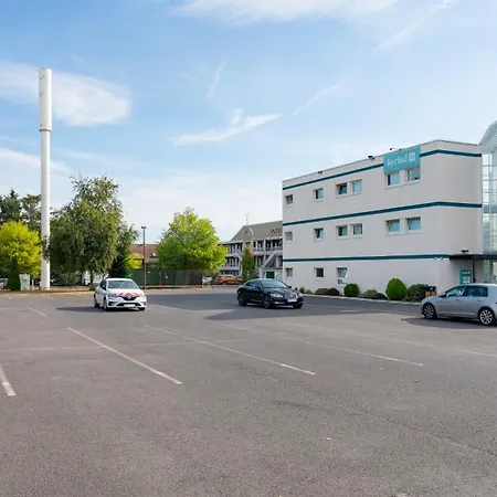 Kyriad Eco Lille Sud - Godault 2*
