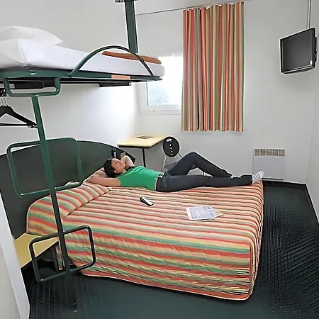Hotell Kyriad Eco Lille Sud - Godault