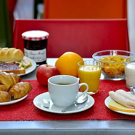 Hotell Kyriad Eco Lille Sud - Godault 2*