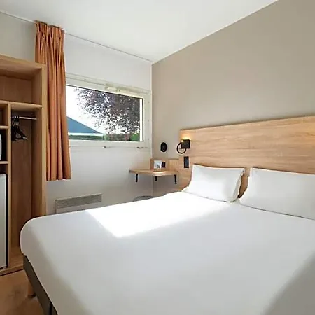 ホテル Kyriad Eco Lille Sud - Godault