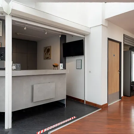 Hotel Kyriad Eco Lille Sud - Godault