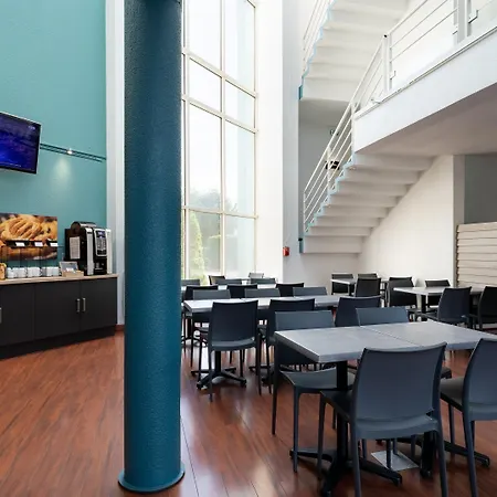 Hotel Kyriad Eco Lille Sud - Godault