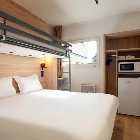 Kyriad Eco Lille Sud - Godault Отель 2*