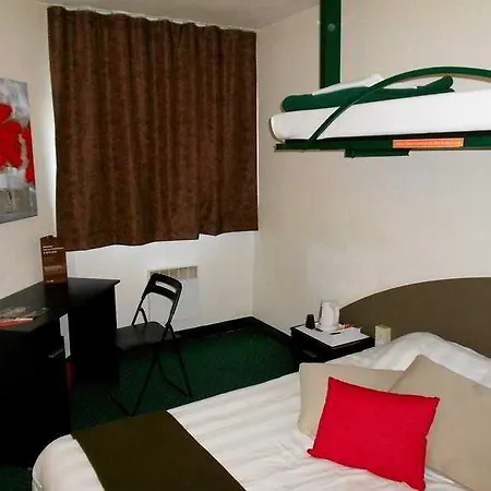 Kyriad Eco Lille Sud - Godault Hotel 2*