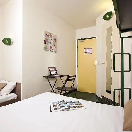 Kyriad Eco Lille Sud - Godault Hotel