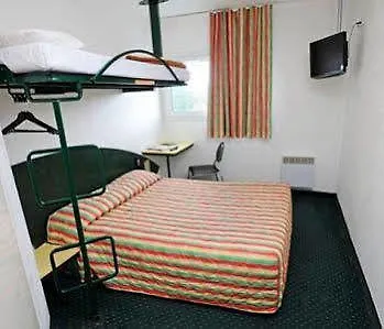 Отель Kyriad Eco Lille Sud - Godault 2*
